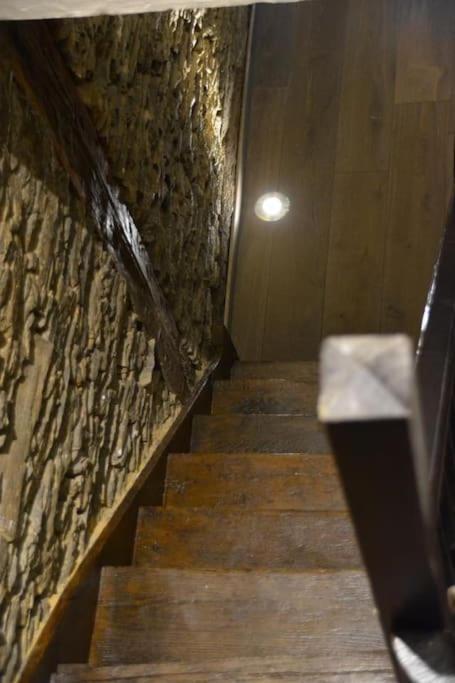 La Legende - Gite Dans Un Quartier Pittoresque Bouillon Esterno foto