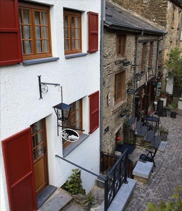La Legende - Gite Dans Un Quartier Pittoresque Bouillon Esterno foto